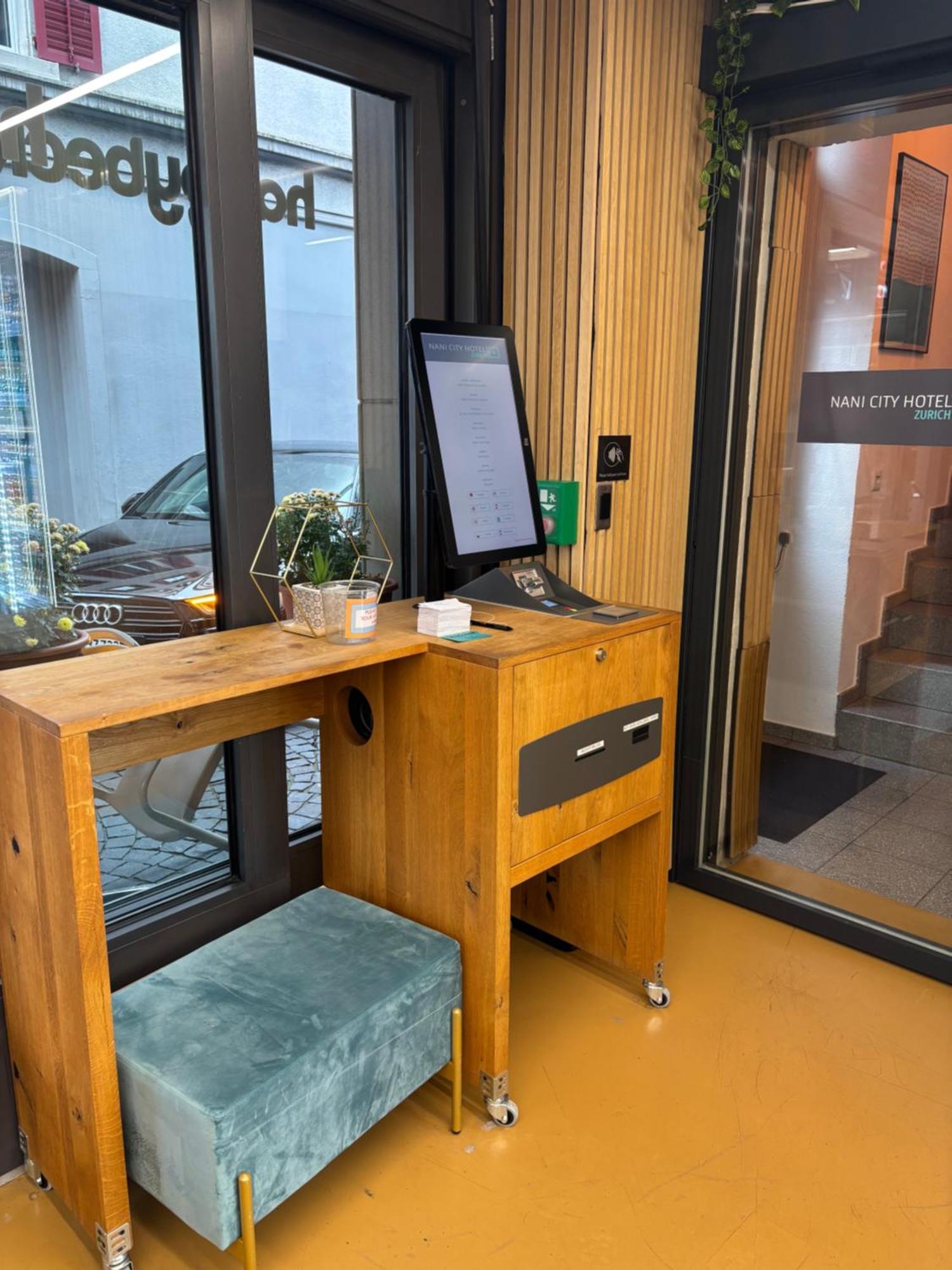Nani City Hotel チューリッヒ エクステリア 写真